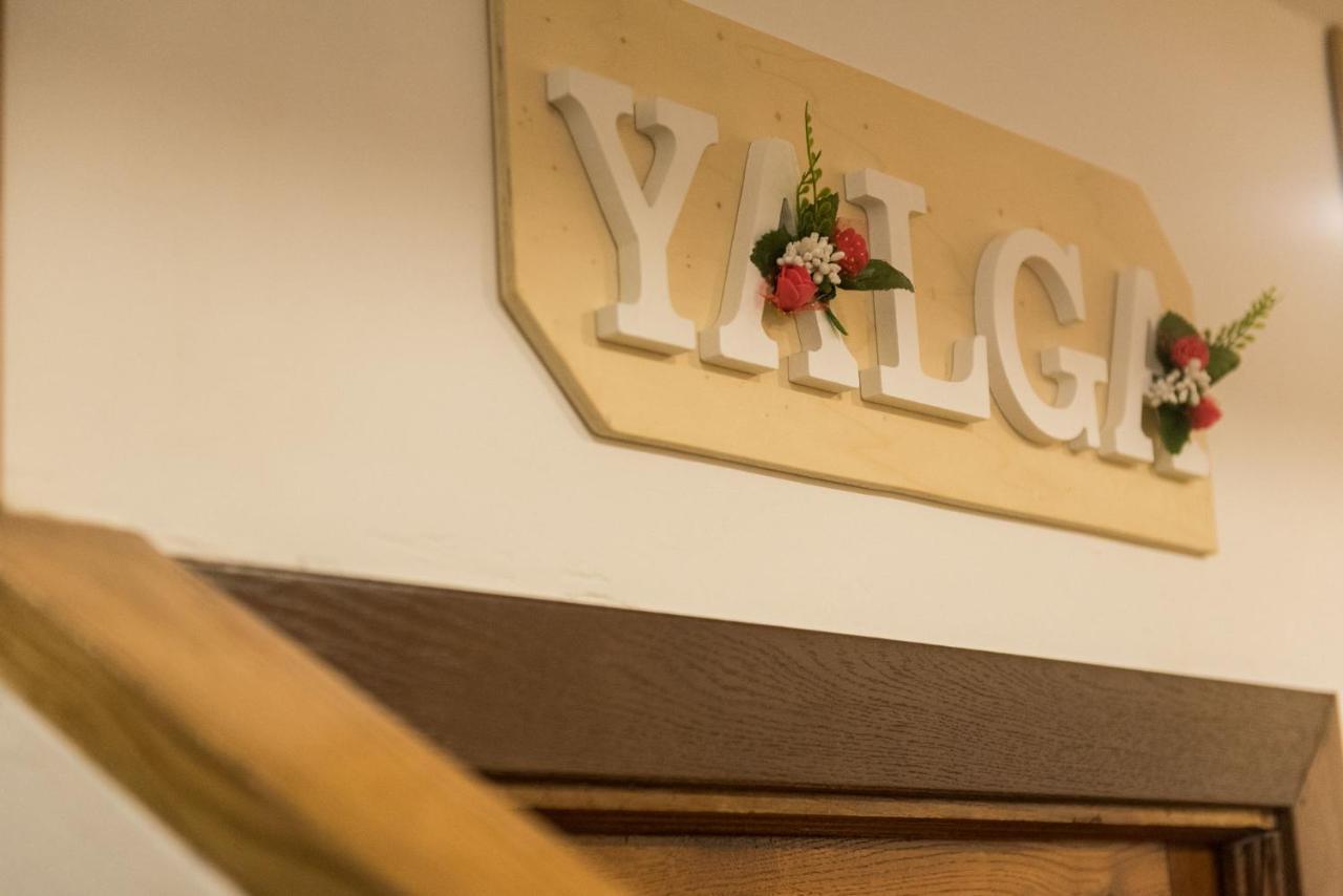 Albergue "La Yalga" Queruas Ngoại thất bức ảnh